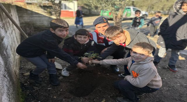 Nazilli’de öğrencilere doğa sevgisi anlatıldı