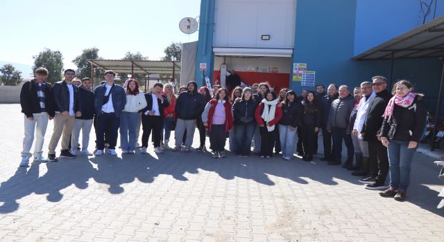 ADÜ’lü öğrencilerden Nazilli Belediyesi’ne anlamlı ziyaret