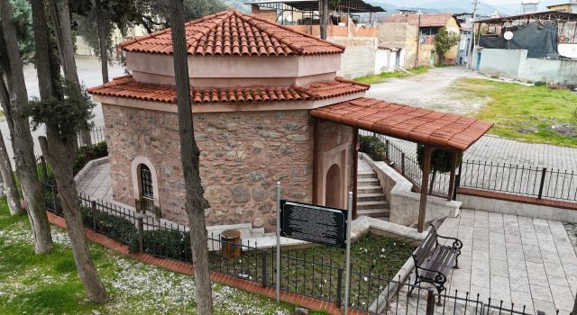 Nazilli Belediyesi’nden Ramazan öncesi türbelerde bakım ve temizlik çalışması