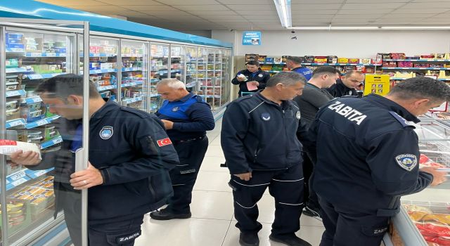 BOZDOĞAN BELEDİYESİ ZABITA EKİPLERİNDEN MARKET DENETİMİ