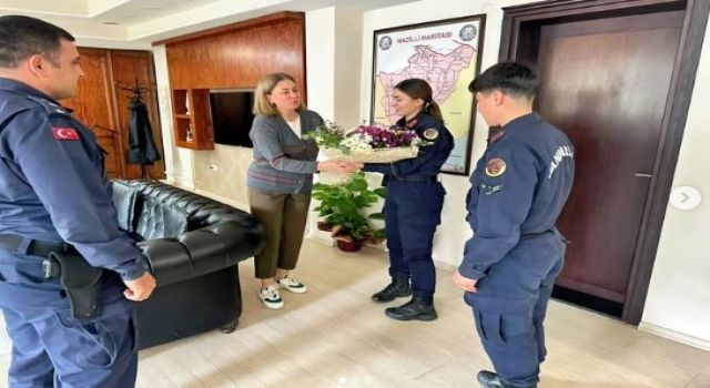 Jandarma, Nazilli Kaymakamı Kan'ın Kadınlar Günü'nü kutladı