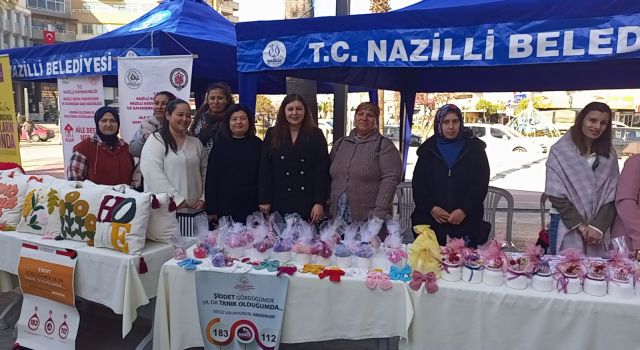 Nazilli'de Dünya Kadınlar Günü nedeni ile sergi açıldı