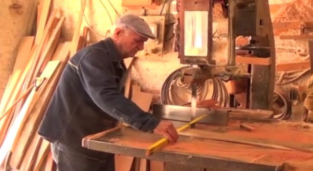 79 yıllık tezgah hiç durmadı