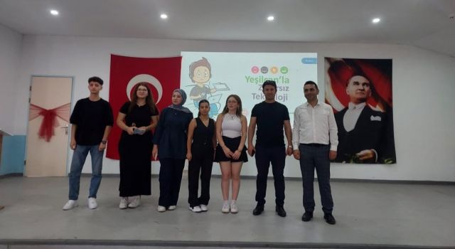 ATÇA MYO Öğrencilerinden Ekran Bağımlılığına Karşı Bilinçlendirme Semineri