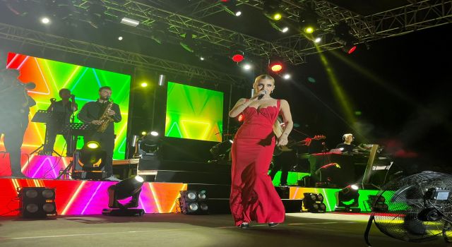 Aydın'da İrem Derici ile Beş Yıldızlı Şampiyonluk Kutlaması