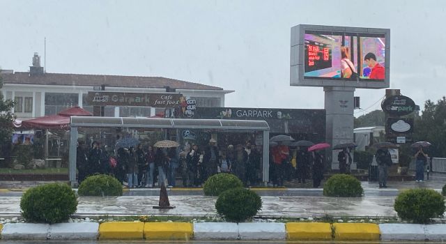 Meteorolojiden 'sarı kod' uyarısı sonrası Aydın'da yağmur etkili oldu