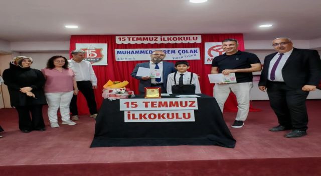 Minik Yazar Muhammed Kerem Çolak’tan Kitap İmza Günü