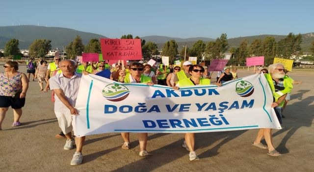 Akbük’te “Soğuksu” Alarmı: Vatandaşlar Sağlık ve Çevre İçin Yürüdü