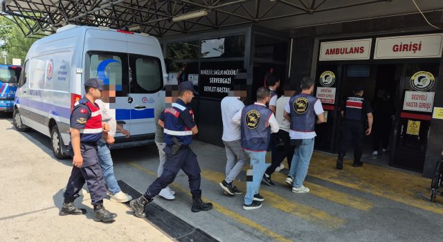 Çalıştığı işyerini soydu, patronuna ölüm tehditli not bıraktı