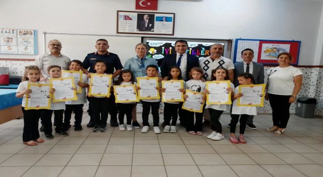 Hasköy İlk ve Ortaokulu’nda Karne Sevinci Coşkuyla Yaşandı