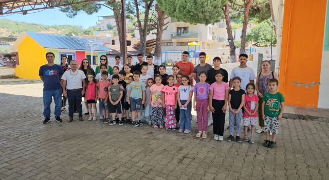 Meslek Lisesi öğrencilerinden köy okuluna destek