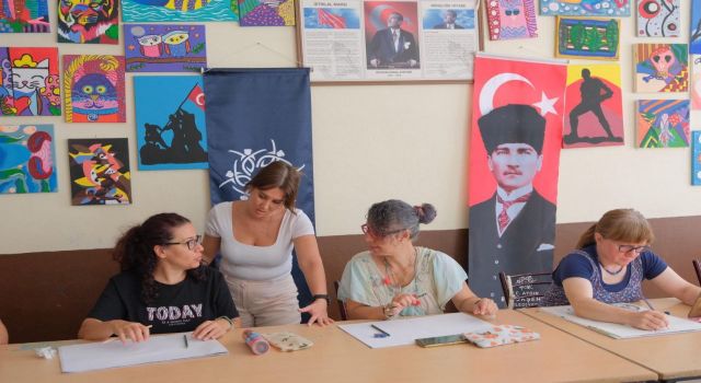 Büyükşehir’in yetişkinler için yaz resim kursları devam ediyor