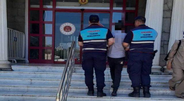 Hapis cezasıyla aranan şahıs jandarmadan kaçamadı