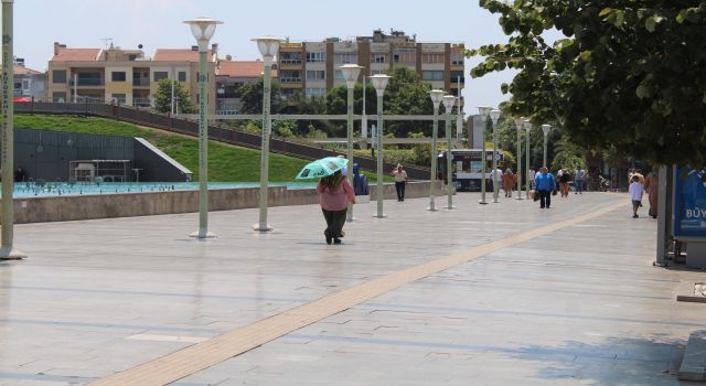 Sıcaklar arttı, sokaklar boş kaldı