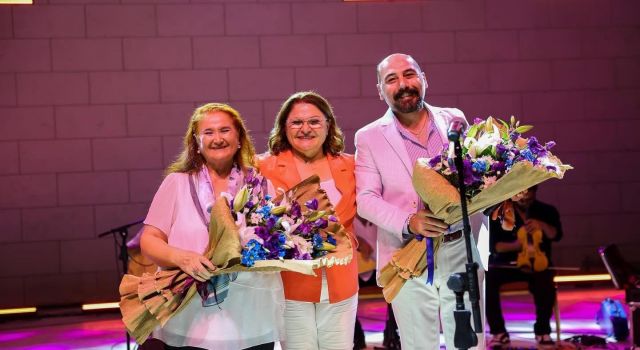 Didim'de Akkiraz rüzgarı esti