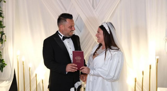 Gülseren-Eray Gökçe çifti hayatını birleştirdi