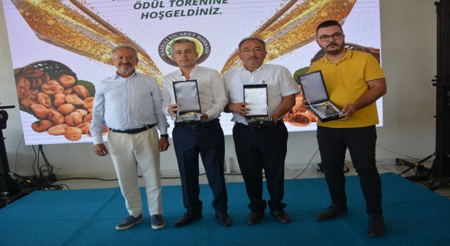 Nazilli’de kuru incir sezonu açıldı: İlk incir kilosu 1000 TL’den satıldı