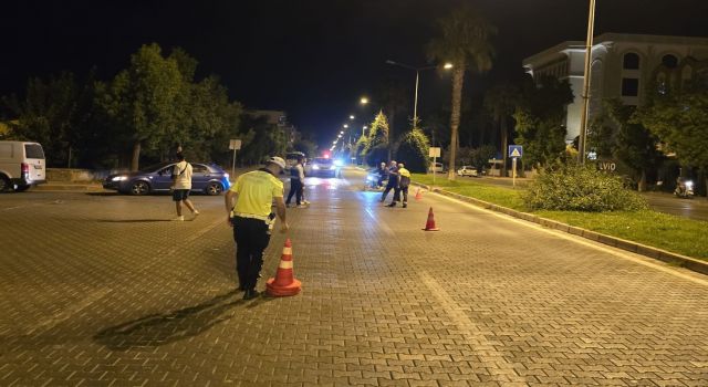 Yolun karşısına geçmek isterken araba çarptı