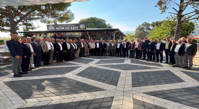 Bozdoğan Belediye Reisi Galip Özel, Muhtarlarla Kahvaltıda Bir Araya Geldi