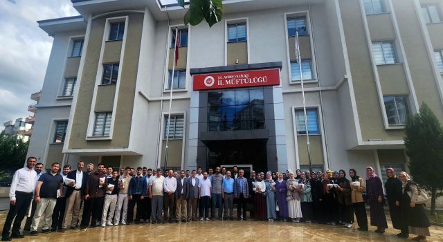 Geleceğin din görevlileri kahvaltıda bir araya geldi