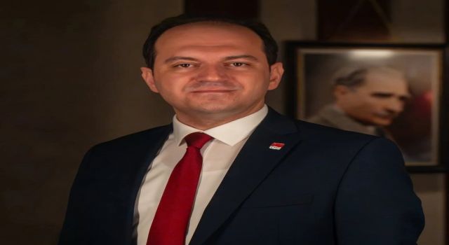 EFELER’DE CHP’DEN 10 KASIM BASIN AÇIKLAMASI: “10 KASIM TATİL DEĞİL, ATATÜRK’E BAĞLILIĞIN GÜNÜDÜR”