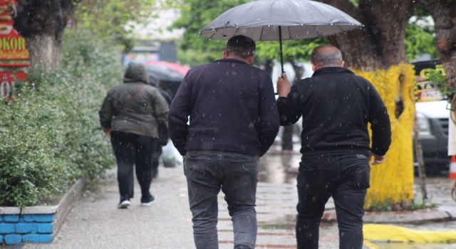 Aydın'da yağış akşam saatlerine kadar sürecek