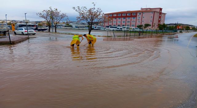 Didim Belediyesi ekiplerinden anında müdahale