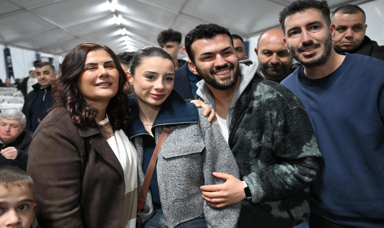 Başkan Çerçioğlu Binlerce Vatandaşla İftar Sofrasında Buluştu