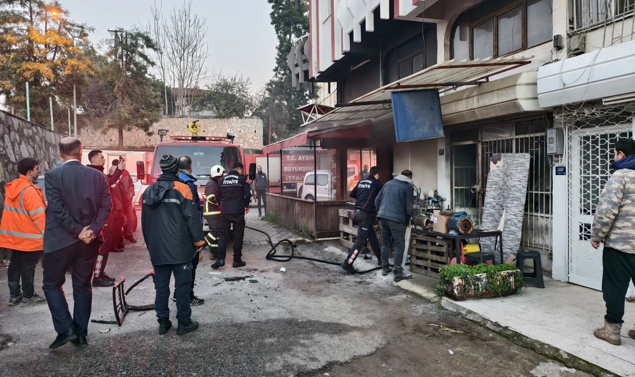 Nazilli’de İftar Saatinde Yangın: Bobinaj Atölyesi Küle Döndü