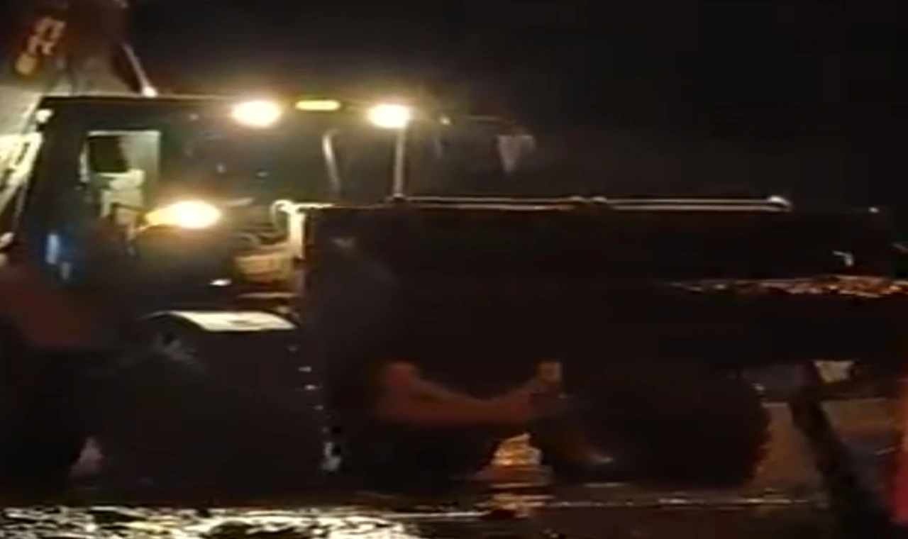 Nazilli’de Şiddetli Yağış Sele Dönüştü: Mahsur Kalan 2 Vatandaş Kurtarıldı