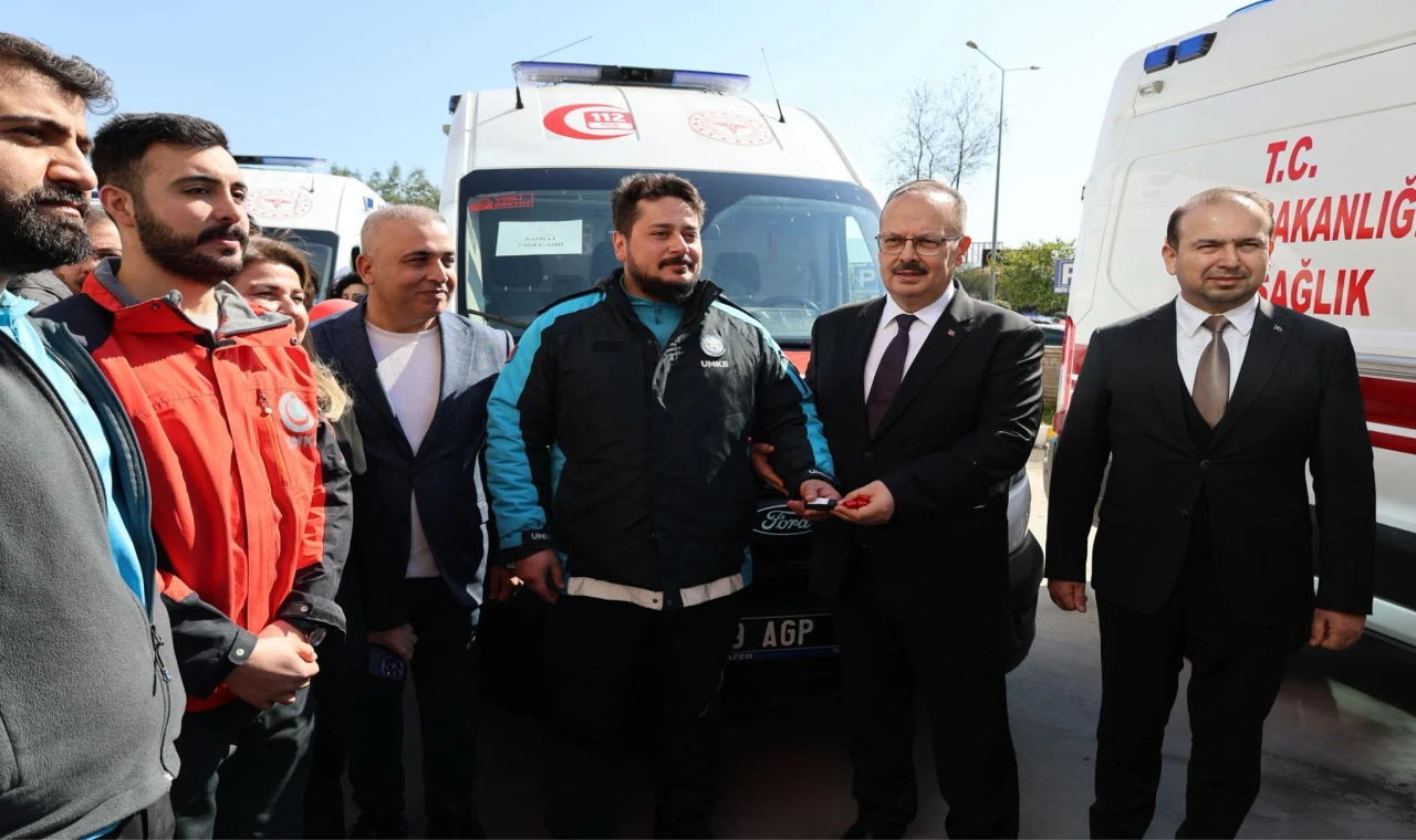 Nazilli’ye İki Yeni Ambulans Tahsis Edildi