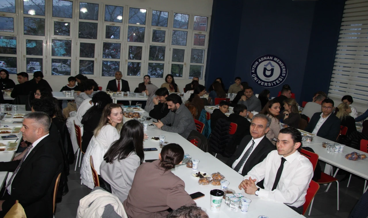 ADÜ ailesi iftarda buluştu
