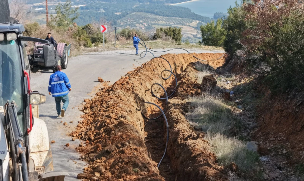 BAŞKAN ÇERÇİOĞLU'NDAN KARACASU’YA ALTYAPI YATIRIMI