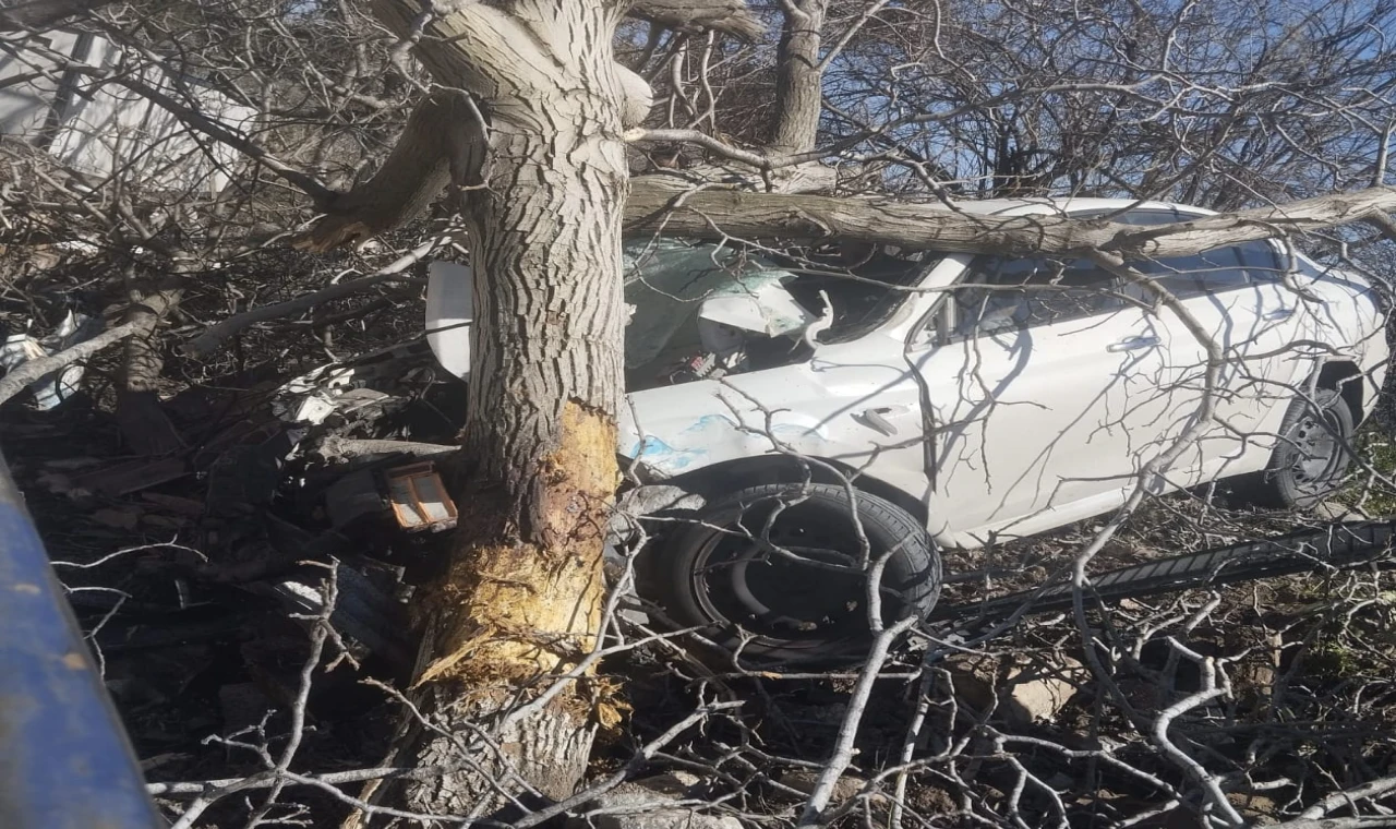 Bozdoğan’da Korkunç Kaza: 2 Ölü, 1 Ağır Yaralı