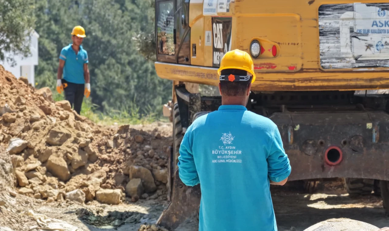 BAŞKAN ÇERÇİOĞLU’NDAN KUŞADASI’NDA ALTYAPI YATIRIMI