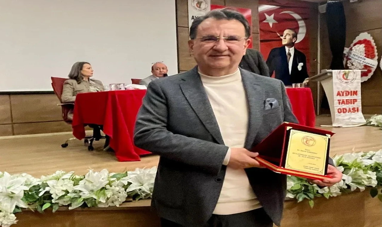 NAZİLLİ BELEDİYESİ MECLİS BAŞKAN VEKİLİ ÇIRPANLI’YA 36. YIL ONURU