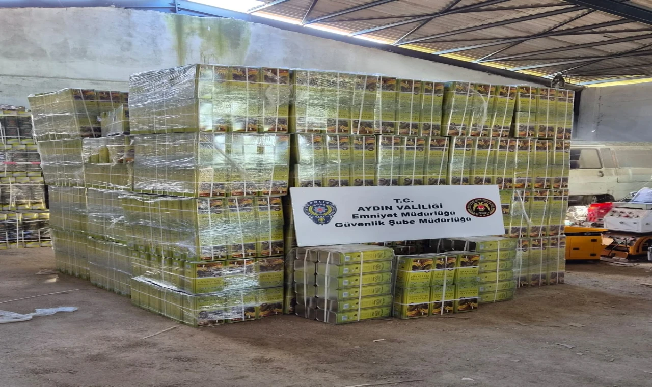 Tağşiş yağ dolumunda kullanılan 2 bin teneke ele geçirildi