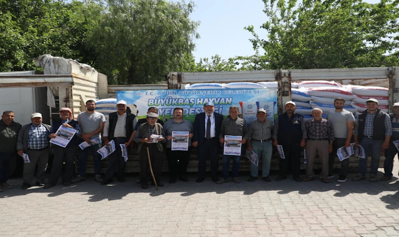 BAŞKAN ÇERÇİOĞLU’NDAN DİDİM’DE KÜÇÜK ÜRETİCİLERE YEM DESTEĞİ