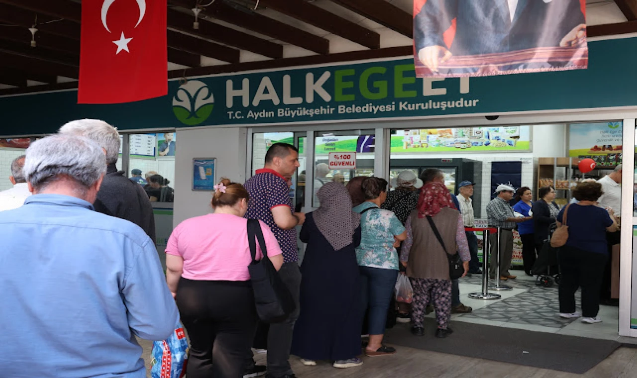 BAŞKAN ÇERÇİOĞLU’NDAN HALK EGE ET ŞUBELERİNDE İNDİRİM