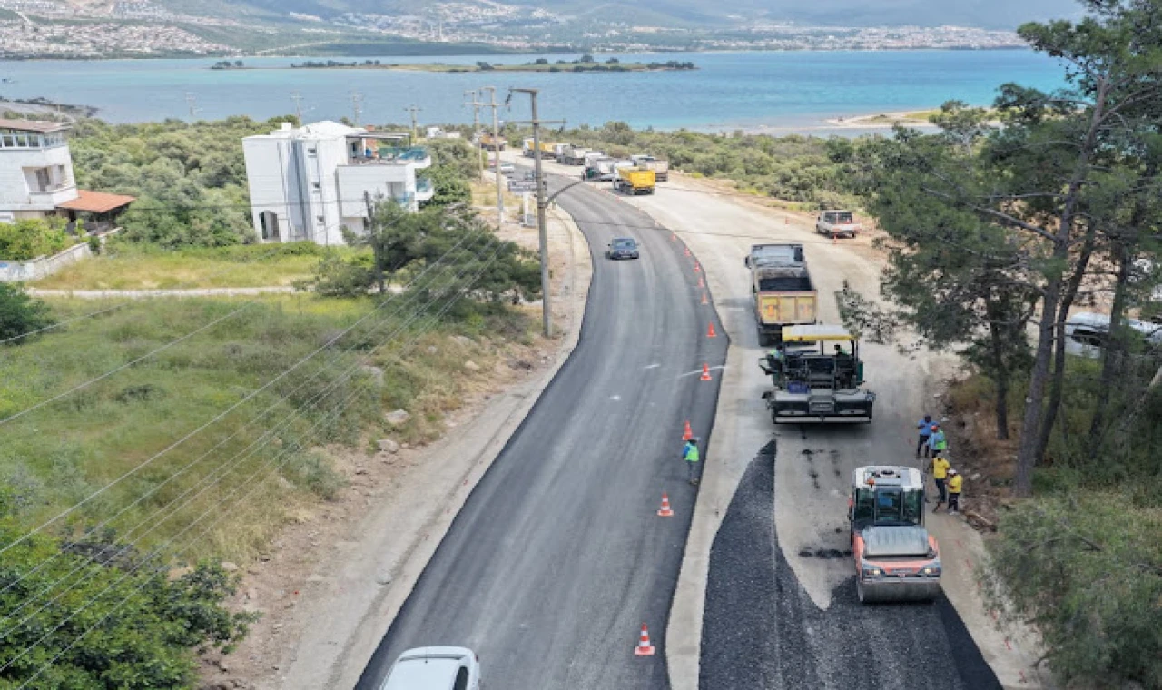 BAŞKAN ÇERÇİOĞLU’NUN ÖNCÜLÜĞÜNDE AYDIN’IN TÜM İLÇELERİNDE ULAŞIM YATIRIMLARI DEVAM EDİYOR