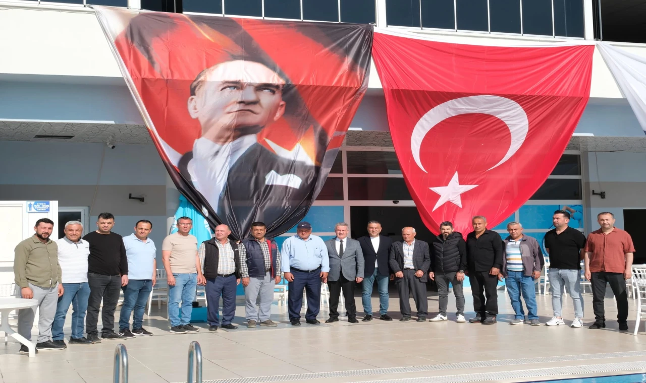 Başkan Erol mahalle başkanlarıyla buluştu