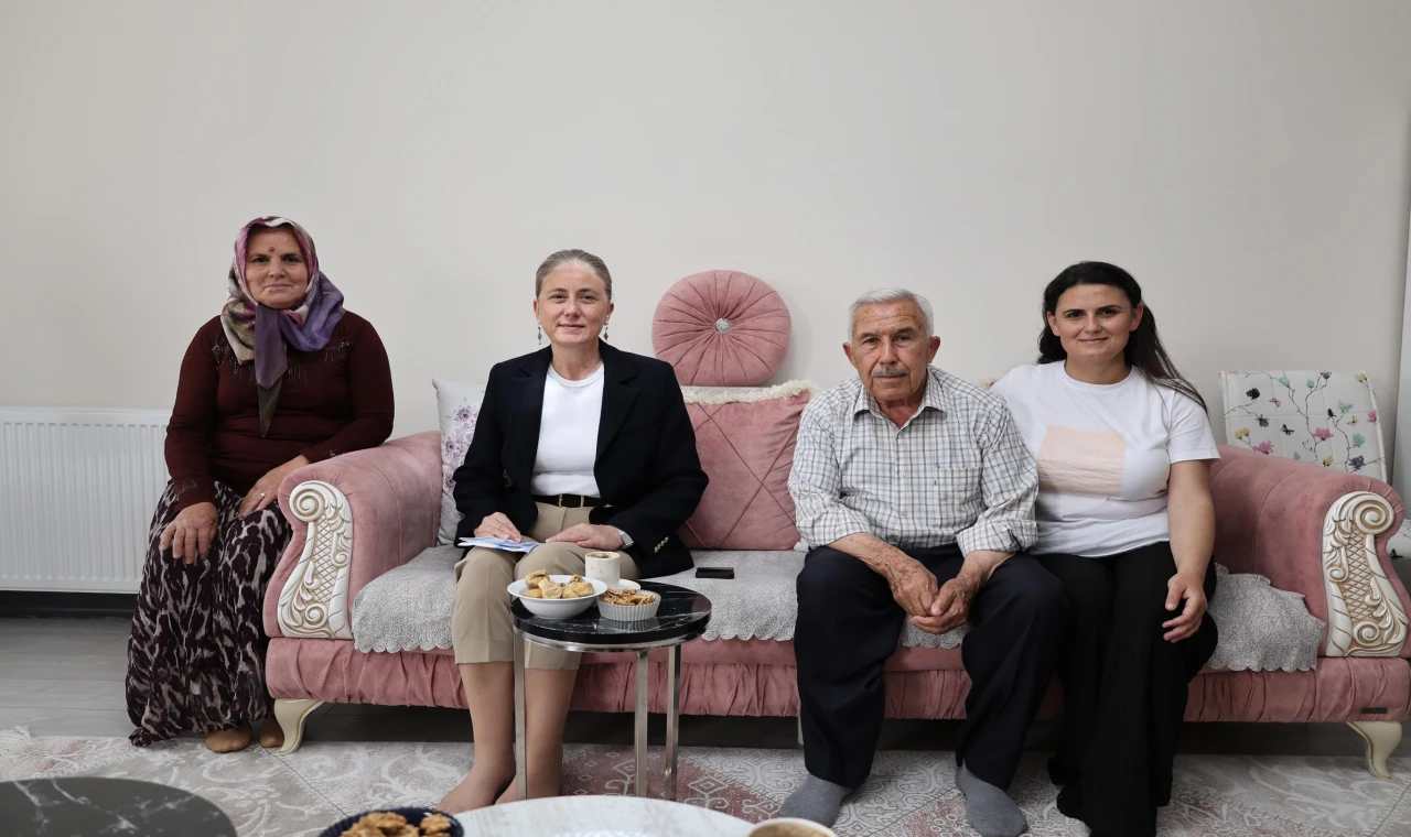 Kaymakam Küpeli şehit ailelerini unutmadı