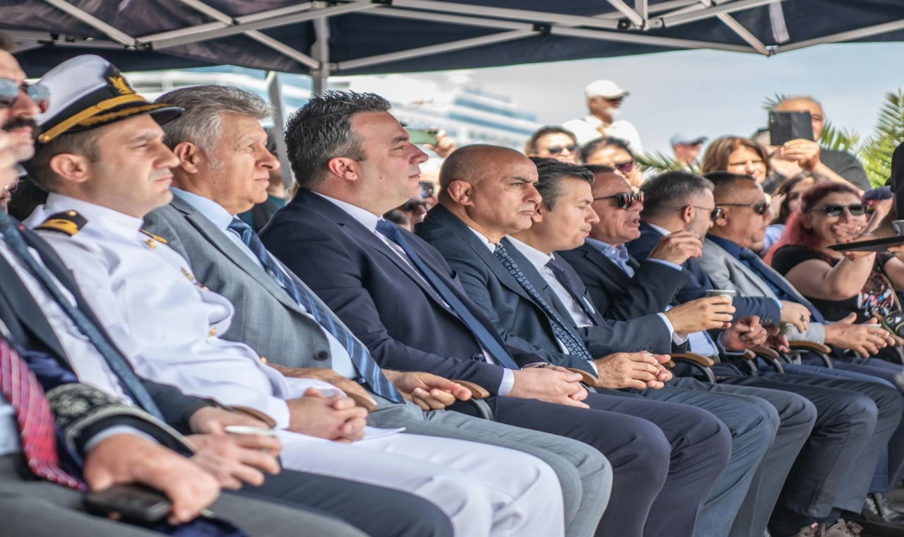 KUŞADASI’NDA 19 MAYIS BÜYÜK BİR COŞKUYLA KUTLANDI