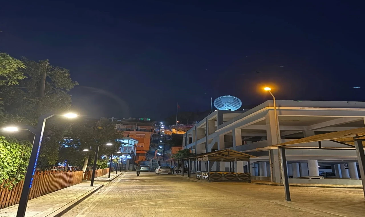 Yenipazar’da Atatürk silüeti yenilendi