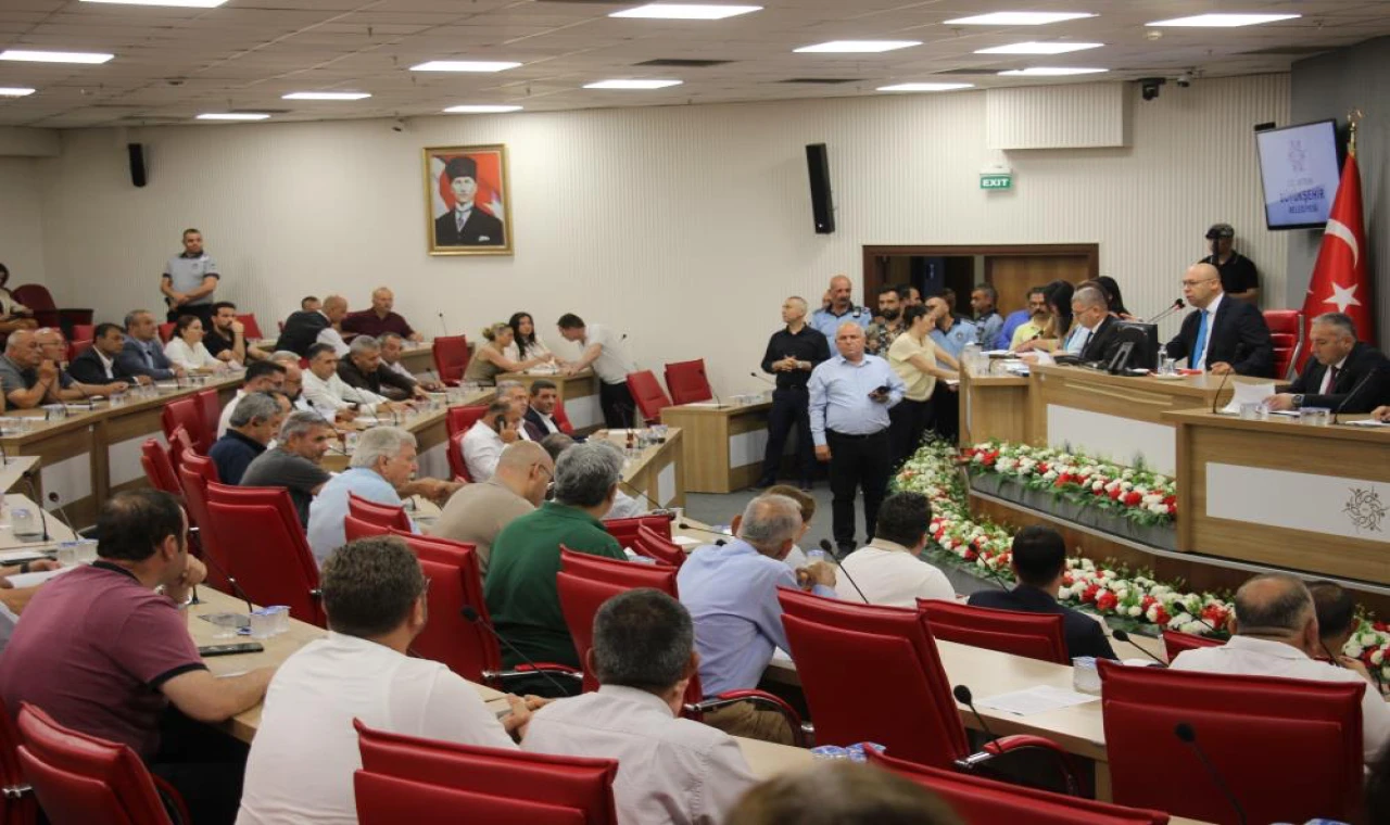 Aydın'da 1,5 milyarlık yol hamlesi meclisten oy birliğiyle geçti