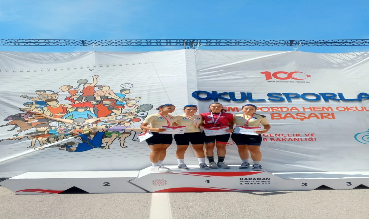 Aydınlı Hena, bronz madalyanın sahibi oldu