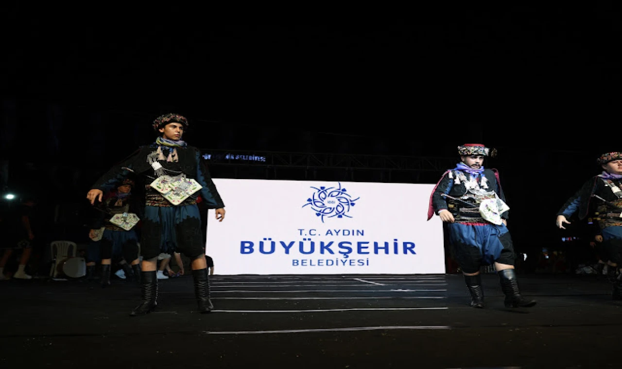Başkan Çerçioğlu’ndan Aydınlılara Unutulmaz Kültür ve Sanat Gecesi
