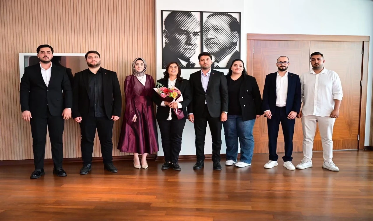 BAŞKAN ÇERÇİOĞLU’NA TÜRKİYE GENÇLİK VAKFI AYDIN İL TEMSİLCİLİĞİ’NDEN ZİYARET