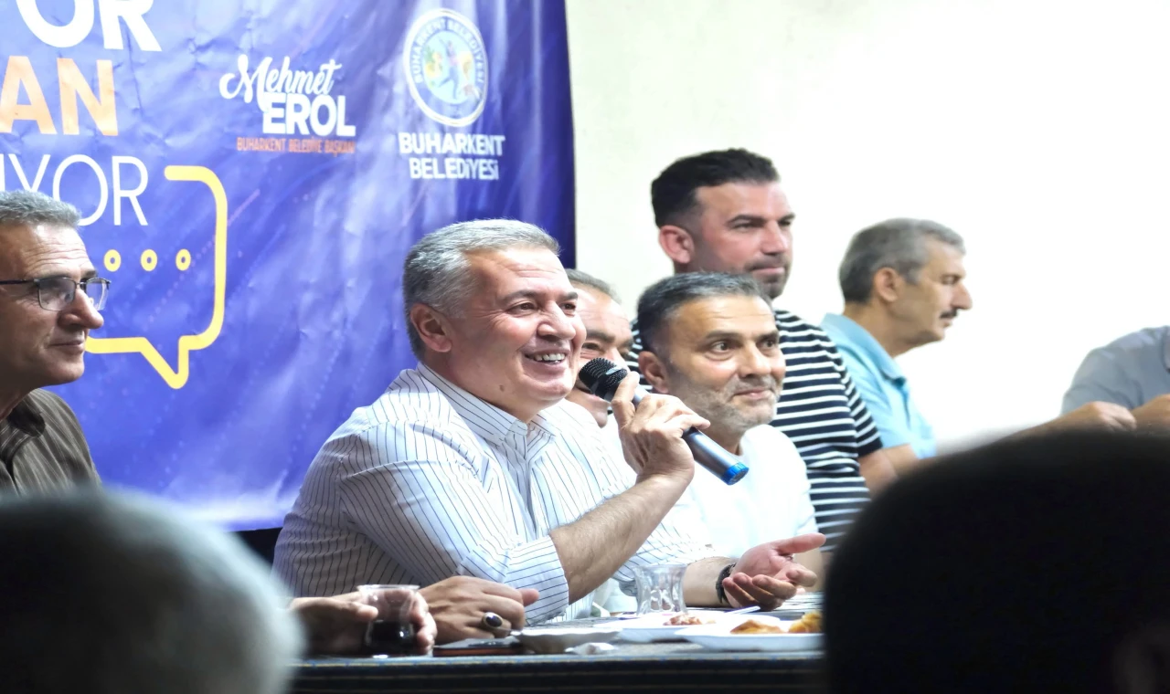 Buharkent’te ‘Vatandaş Soruyor, Başkan Cevaplıyor’ Buluşması