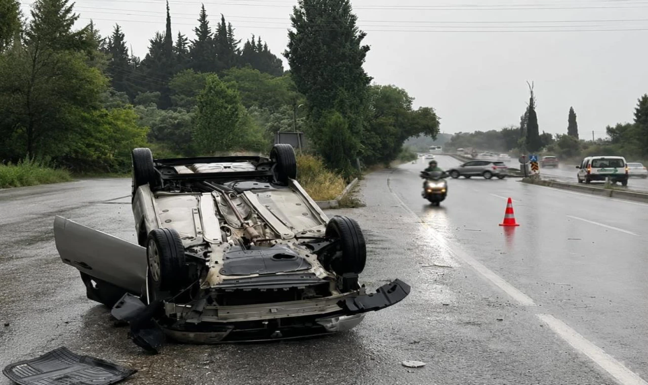 Söke Kuşadası yolu üzerinde otomobil takla attı